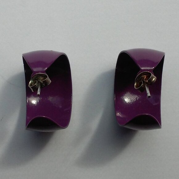 Purple Pierced Earrings 1 Inch Perfect - Picture 1 of 4